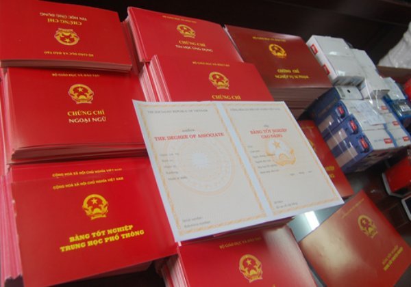Các loại bằng cấp 3 (THPT) được in ấn tại Lamgiaytonhanh