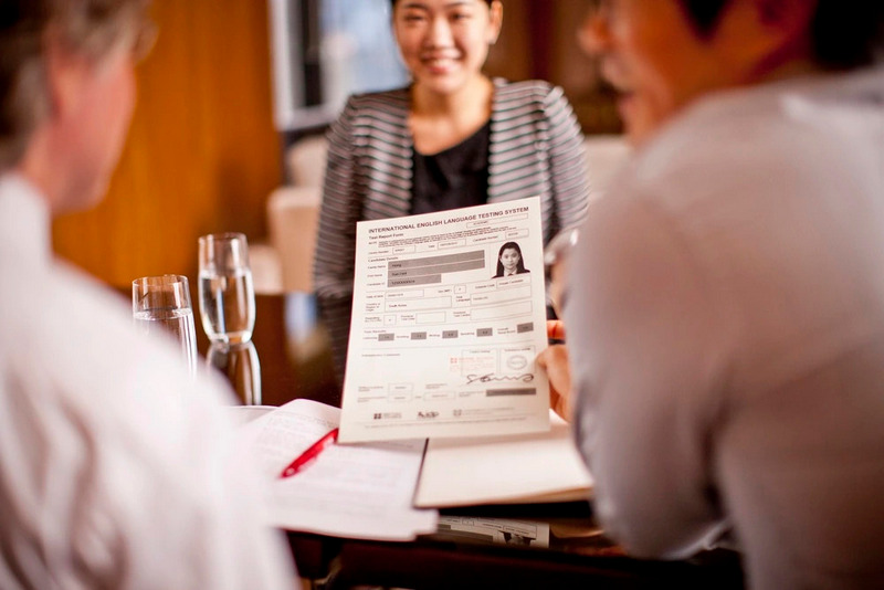 Ai nên sử dụng chứng chỉ IELTS?