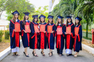 Có bằng Đại học chỉ là “điểm cộng” mang đến cơ hội việc làm rộng mở hơn.