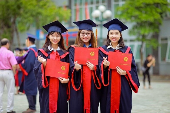Ai nên học Văn bằng 2, ai nên học Chứng chỉ